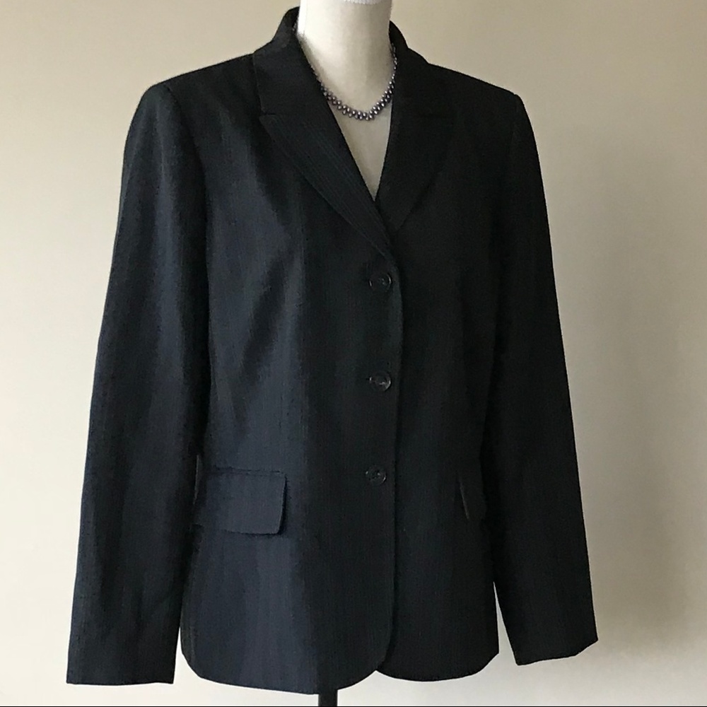 Jones Wear Suit Jacket Black Pinstriped Size 14